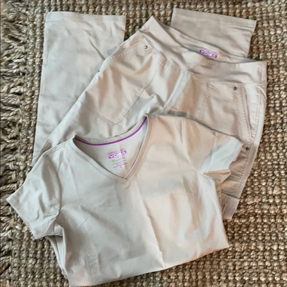 Healing Hands Yoga scrub set S khaki